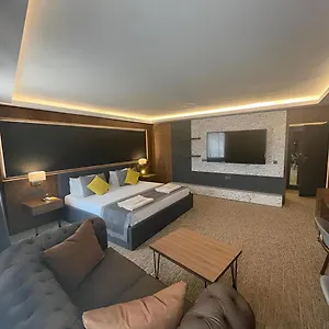 Uk Otel